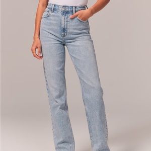 Abercrombie 90s Ultra High Rise Straight Jeans